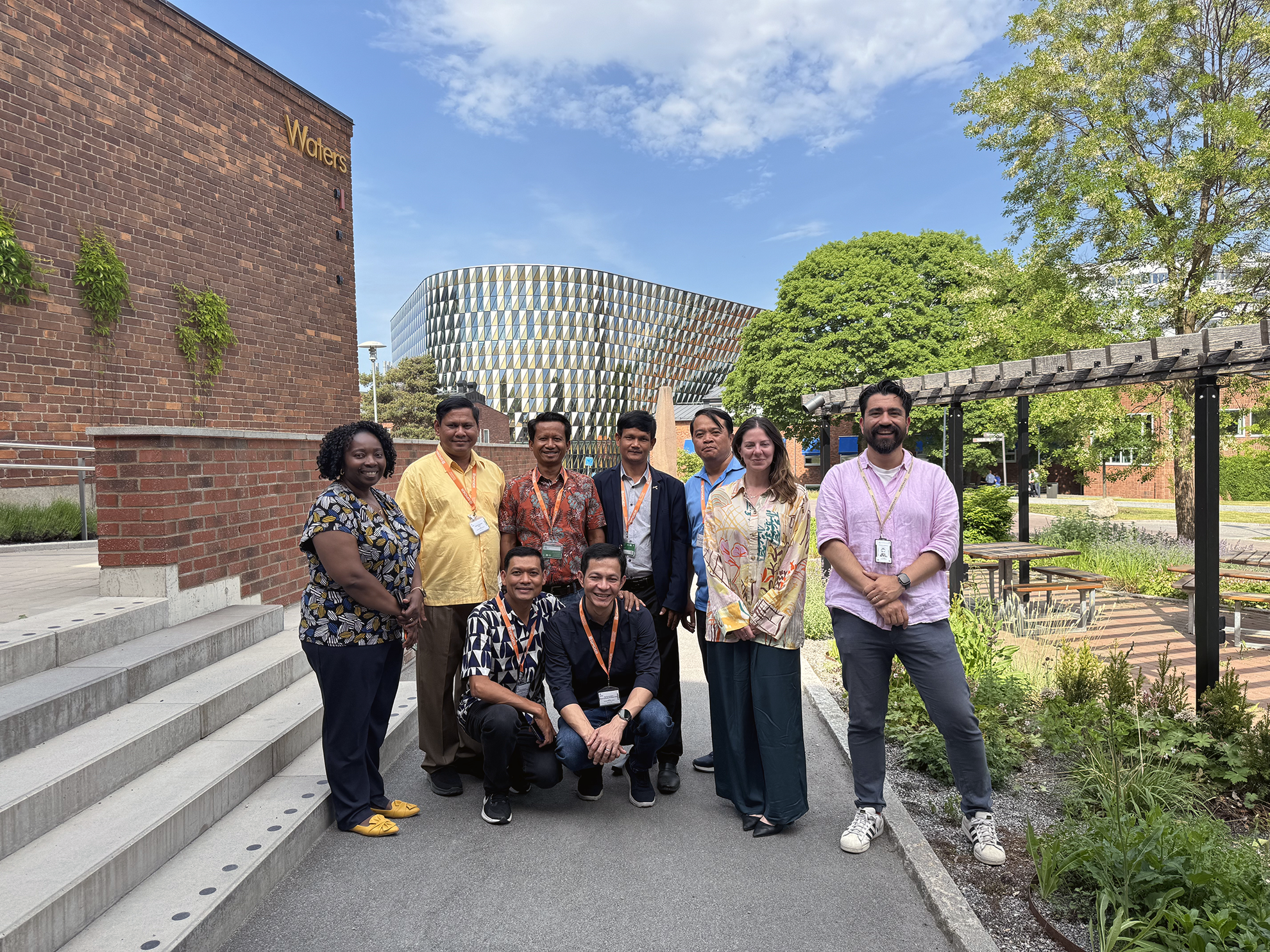 RUPP delegation visits Karolinska institutet in May 2024. Group photo at campus with KI aula building in the background